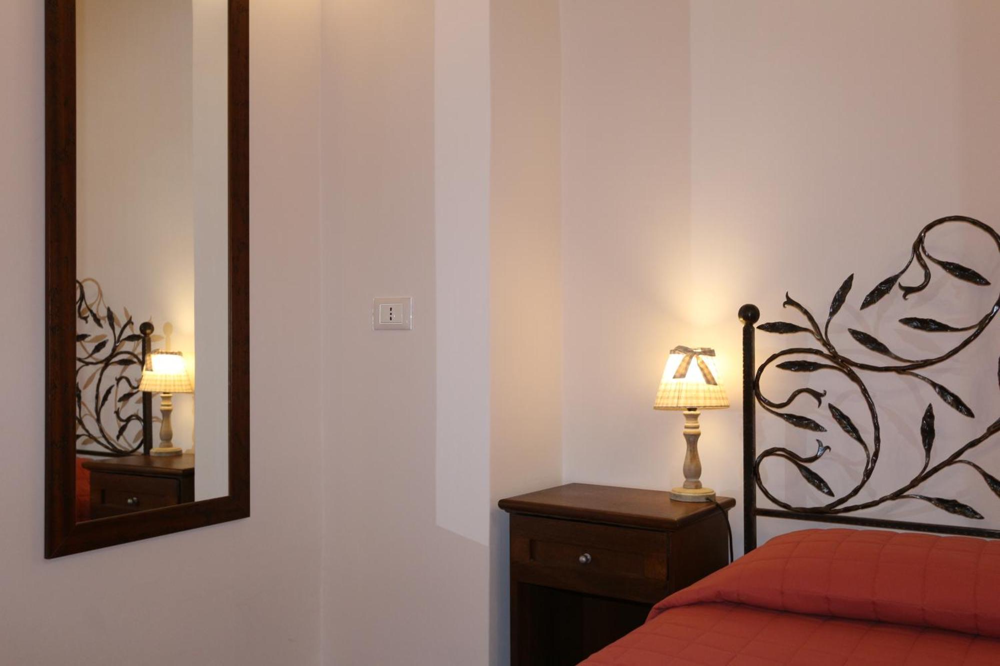 La Casina Colorata Hotell Assisi Eksteriør bilde
