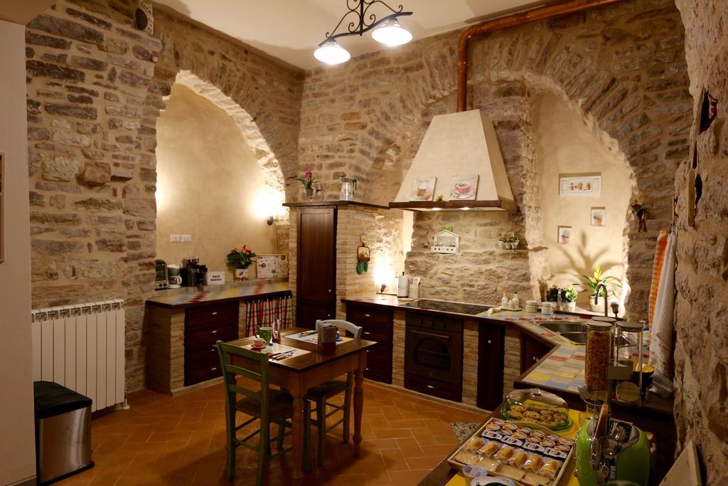 La Casina Colorata Hotell Assisi Eksteriør bilde